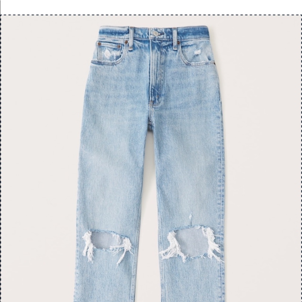 Abercrombie 90’s Straight Ultra High Rise Jeans - Light Wash Size 27 4short